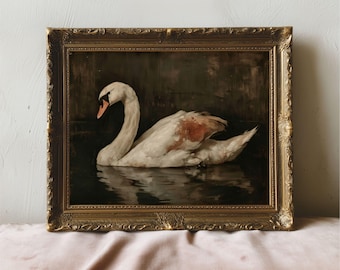 Può includere: Dipinto antico incorniciato di un cigno che galleggia sull'acqua. Il cigno ha piume bianche con un tocco di marrone sulle ali e un becco nero e arancione. La cornice dorata ornata aggiunge un'estetica vintage all'opera d'arte.