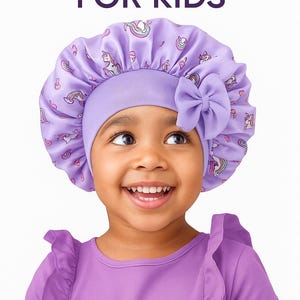 Gorro de dormir de satén para niños: gorro antifrizz para cabello rizado. Suave, ajustable y protector.