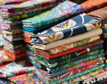 Fabric Scrap Bundle: Mixed Quilt Remnants - 1 Pound, Approx 3 Yards