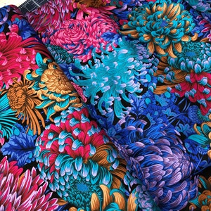 Hokusai's Mums Dark PWPJ1007 Kaffe Fassett, Philip Jacobs, Quilt Fabric ...