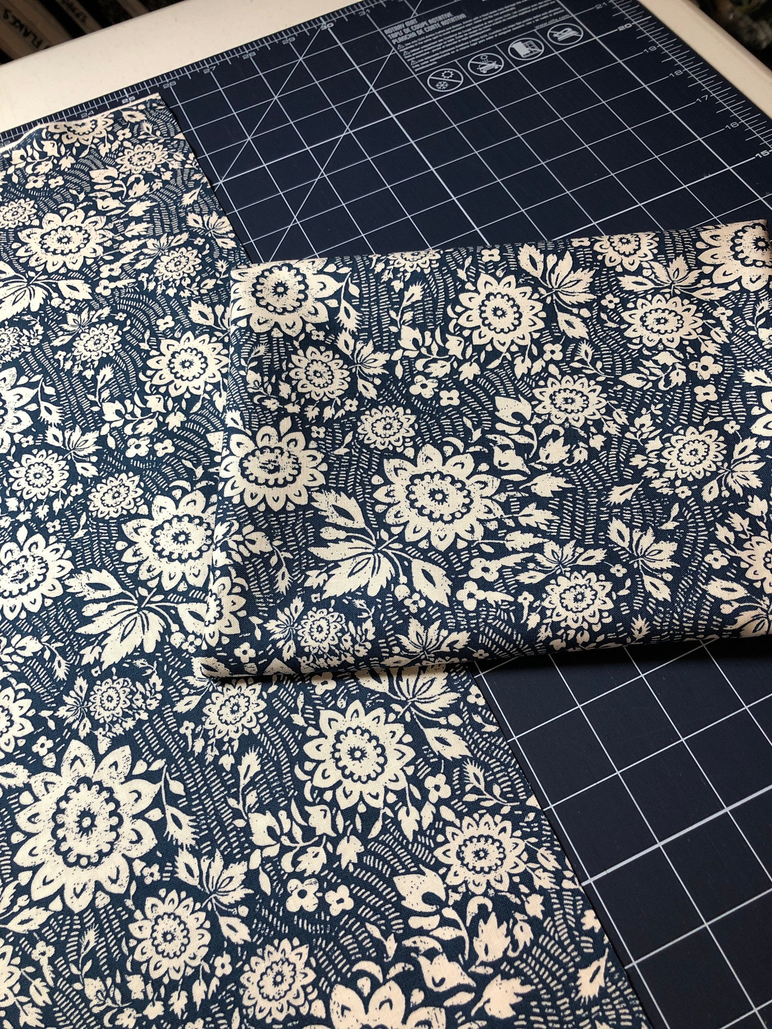 SASHIKO Floral Stitch Denim 51810-3 Windham Fabrics Whistler | Etsy