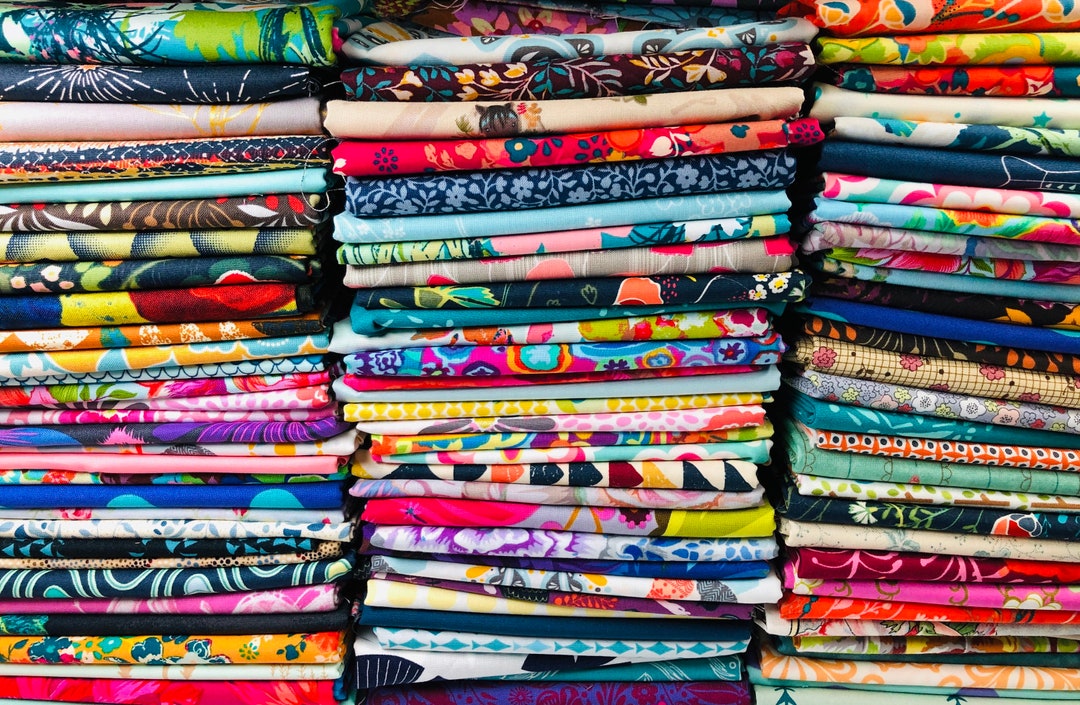 Quilt Fabric Scrap Bundle, Fabric Remnants, Designer Fabric Bundle