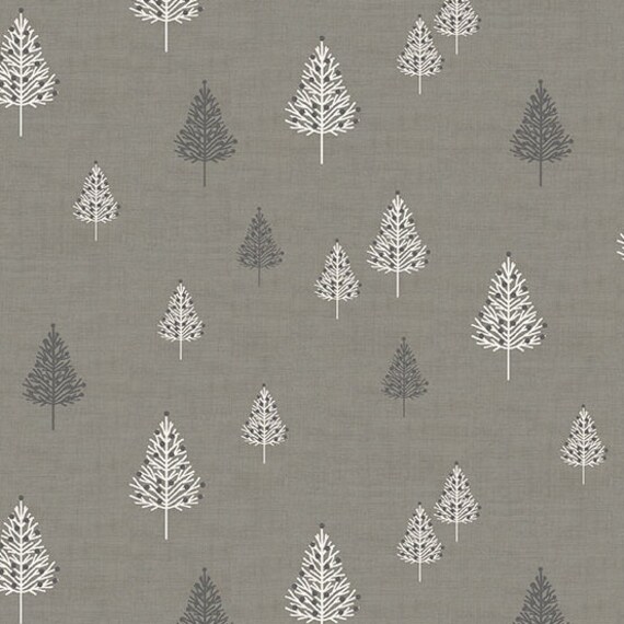 Multiple Sizes 100/% Cotton Dream Makower Fabric Floral Scrolls Grey