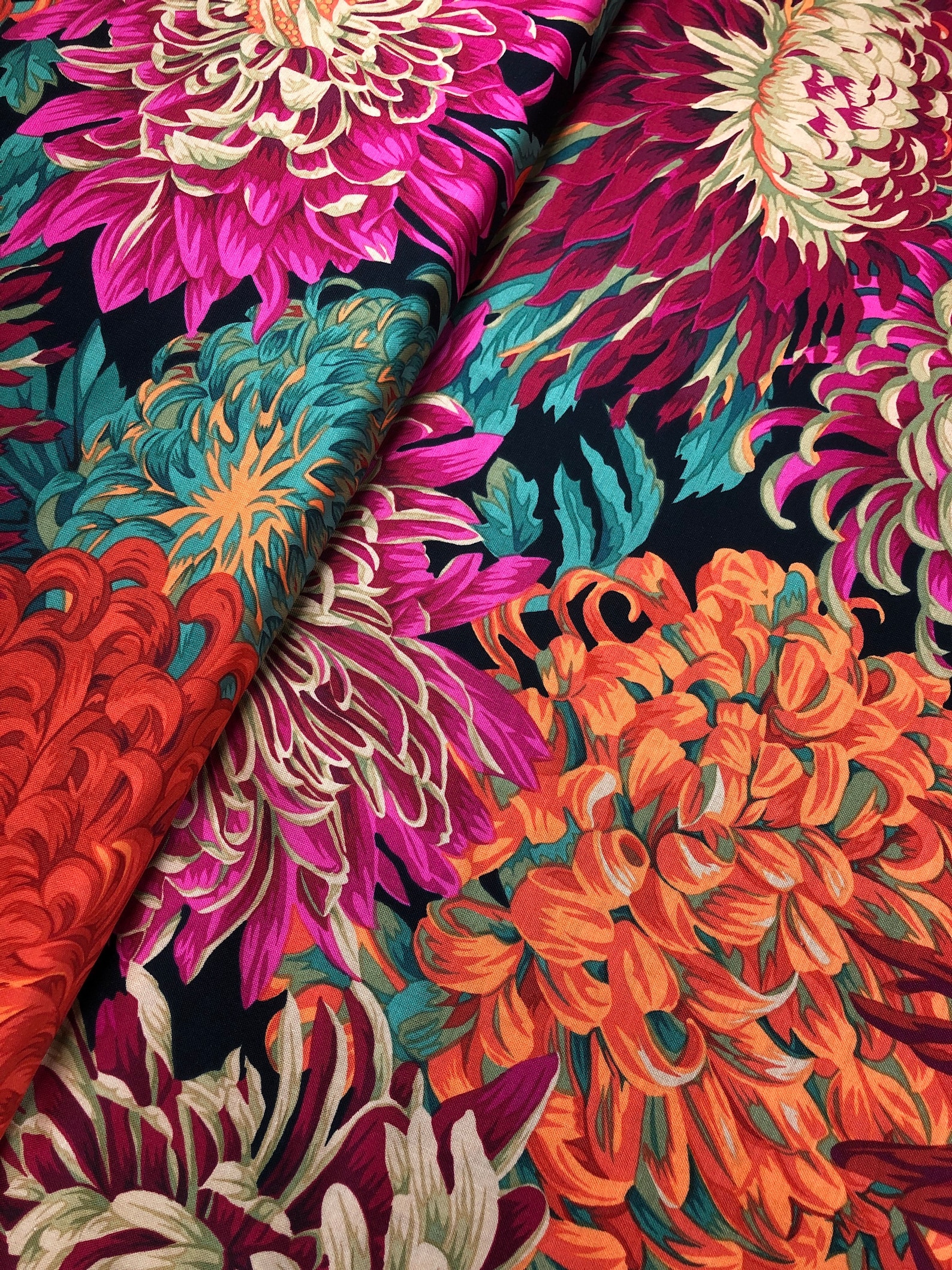 Kaffe JAPANESE CHRYSANTHEMUM Red PJ41 Kaffe Fassett Fabric - Etsy