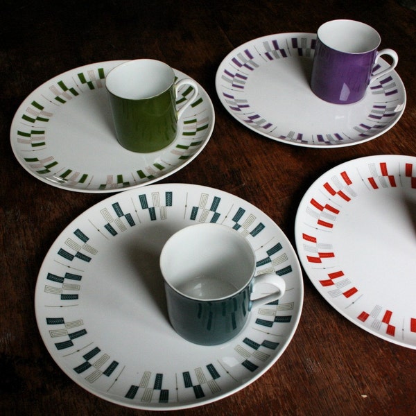 Retro Modern Multicolored Snack Set