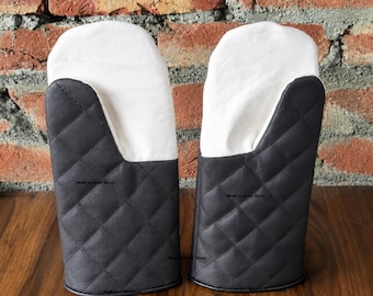 Medieval Padded Leather Mittens | Viking Reenactment Gloves | LARP Armor Gloves | Handmade Costume Accessories.