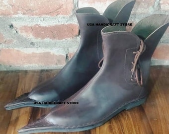 Botas de elfo de cuero hechas a mano: Calzado medieval para LARP y cosplay.