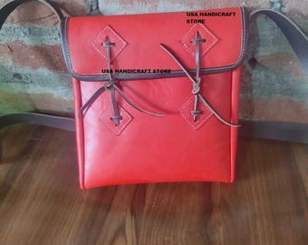 Handmade Leather Crossbody Bag: Rustic Artisan Satchel - Adjustable Strap