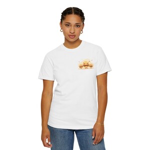 Cute Foodie T-Shirt, Cartoon Burger Tee, Unisex Graphic Shirt, Casual Summer Apparel, Gift for Food Lovers, Fun and Whimsical Style