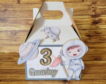Astronaut Party Favor Box, Astronaut Birthday Theme, Astronaut Birthday Decoration, Space Party Favor Box, Space Birthday Theme.