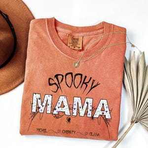 Comfort Colors® Spooky Mama Shirt, Mom Halloween Shirt, Halloween Mom Shirt, Halloween Shirt, Halloween Mama Shirt, Spooky Halloween Mama