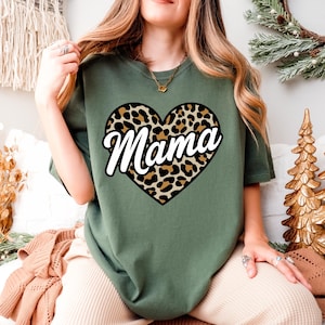 Comfort Colors® Leopard Heart Mama Shirt, Valentine Heart Mama T-Shirt, Cute Valentine Day Shirt, Animal Print Shirt, Heart Valentine Shirt