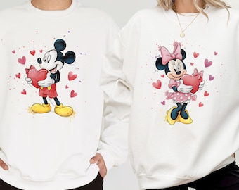 Sudadera vintage de Disney, sudadera de Mickey Mouse, sudadera de pareja de Disneyland, camiseta clásica de Disney con pose de Minnie Mouse, vacaciones en Disneyland