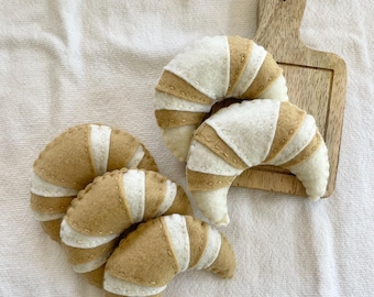 Felt Croissant: Custom Play Food, Handmade Pretend Food, Montessori Kitchen Toy