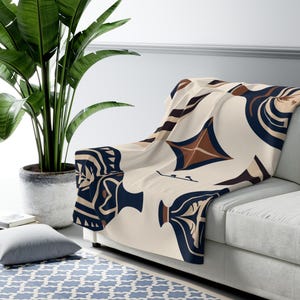 Ultra Soft Fleece Throw Blanket Warm Cozy Couch Blanket One-Sided Print Lightweight Outdoor Throw Gift