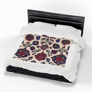 Turkish Floral Throw Blanket Bohemian Vintage Style Bedspread Cozy Warm Sofa Couch Decor Soft Lightweight All Season Gift for Home