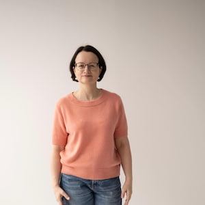 Pure Cashmere Short Sleeve Sweater for Women | Peach Knit Pullover | Lightweight Summer Top | Soft Luxury Spring Knitwear