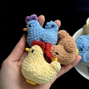 Enkelt virkmönster för kyckling, virkmönster för plyschkyckling, amigurumi gosedjur till bondgård, nybörjarvänlig plyschhöna-nyckelring, fågel