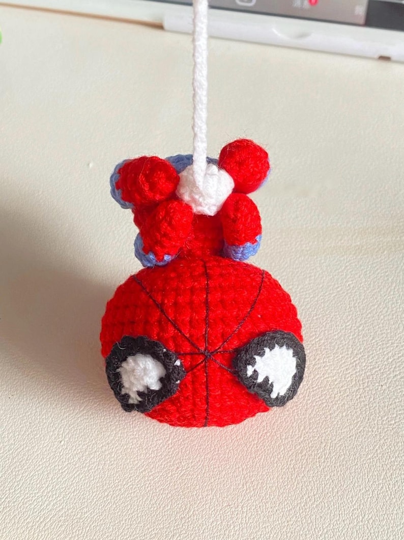 Spider-Man virkmönster, mönster för bilhänge, amigurumi superhjälte, virkad nyckelring, spegelberlock, nybörjarvirkning, plyschleksak, PDF bild 12