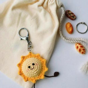 Crochet Little Sun Pattern, JellyCat Inspired Pattern, Happy Sun Crochet Keychain, Crochet Mini Sun, Crochet Keychain, Amigurumi Mini Sun