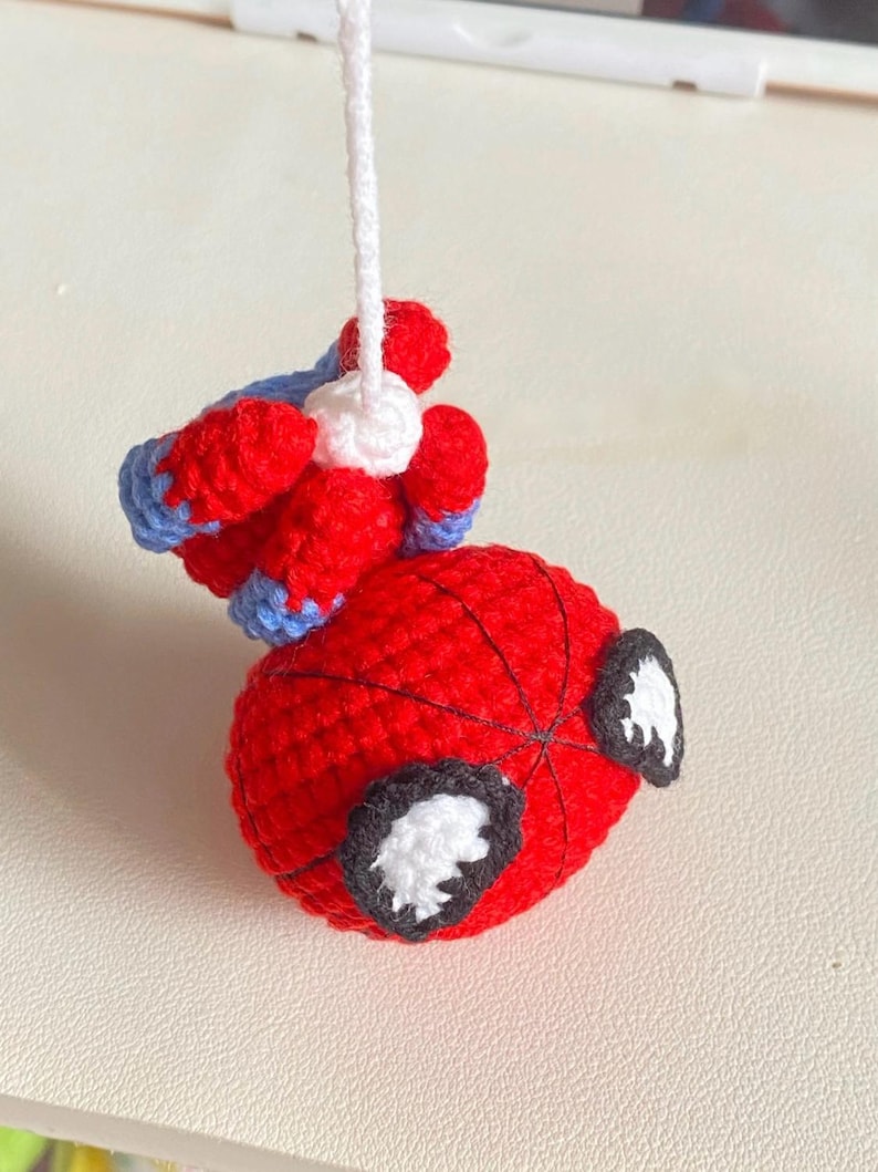 Spider-Man virkmönster, mönster för bilhänge, amigurumi superhjälte, virkad nyckelring, spegelberlock, nybörjarvirkning, plyschleksak, PDF bild 10