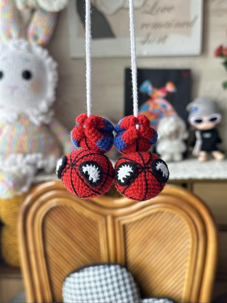 Spider-Man virkmönster, mönster för bilhänge, amigurumi superhjälte, virkad nyckelring, spegelberlock, nybörjarvirkning, plyschleksak, PDF bild 2