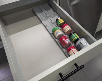 Low Profile 3D Printed Spice Drawer Organizer Insert for Short Jars