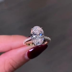 4ct Oval Cut Engagement Ring Oval Moissanite Ring 14K Gold Wedding Ring For Women Solitaire Ring Anniversary Gift For Her Cathedral Set Ring