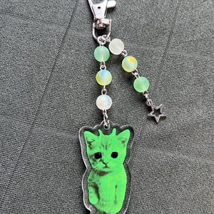 Alien cat acrylic character beaded keychains standing alien cat