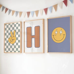 Jungen WALL ART druckt, 3er-Set Jungen RETRO Peace Herunterladbare Drucke, personalisierte Name Kunst, digitale Wandkunst, Neutral Jungen Kinderzimmer Dekor