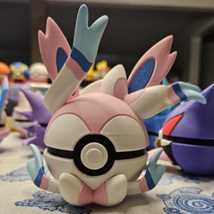 Sylveon Ball