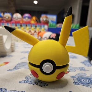 Pikachu Ball