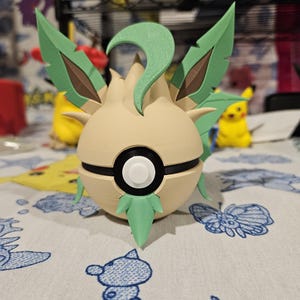 Leafeon Ball