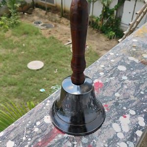 Vintage Handheld Brass Bell with Wooden Handle – Dinner Bell, School Bell, Service Bell, Classic Call Bell for Home or Office Decor