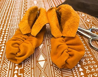 Cherokee Puckertoe Moccasins Child Size in Orange Leather