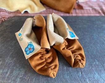 Women's Cherokee Moccasins: Cocoa Buckskin Leather, Handmade by Citizen