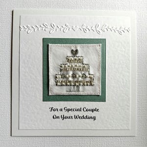 Cartão de casamento feito à mão para um casal especial