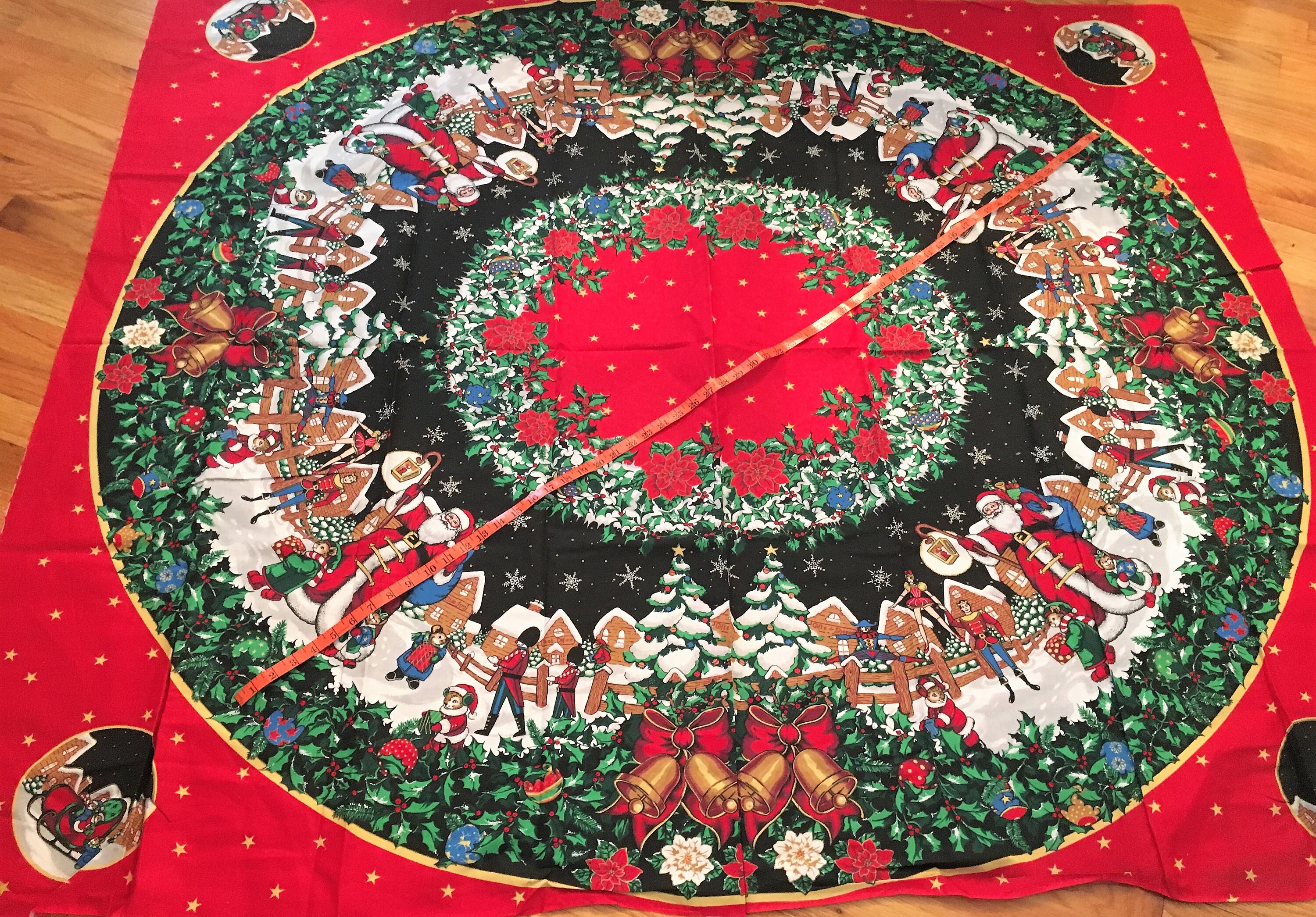 Victorian Christmas Tree Skirt 