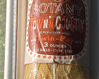 Vintage BOTANY Town 'n Country Wool Yarn Knit Crochet Color 556 Gold Yellow 2 Balls 3 Oz Made in USA