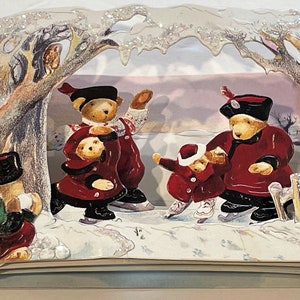 12 Vintage 1992 Muffy VanderBear Furrier & Ives Ice Skating Party Teddy Bear Winter Holiday Die Cut Embossed Pop Up Greeting Cards Sparkly