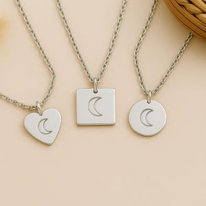 Zilveren maansikkelketting: minimalistische hemelse hanger