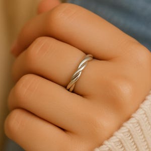 925 Sterling Silver Twist Ring – Handmade Modern Minimalist Sterling Silver Twisted Ring - Silver Rings For Women - Womens Jewelry