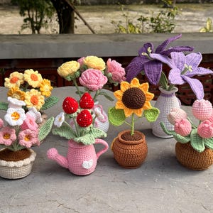 Crochet Potted Plant Amigurumi Pattern Bundle, 7 Beginner Friendly Flower Designs (PDF Pattern)