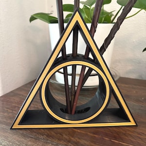 Harry Potter Wand Stand: Harry Potter Decor, Holds 7 Wands, Deathly hallows themed
