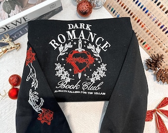 Pulls brodés du club de lecture romanesque sombre, sweat-shirt livre d'amour, sweat-shirt universitaire sombre, cadeau amusant pour les lecteurs, chemise livresque