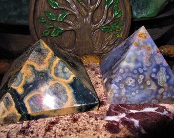 オーシャンジャスパー ピラミッド オーシャンジャスパー ピラミッドアイ スタンド付き - Etsy 日本