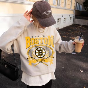 Boston Bruins Hockey Sweatshirt,Vintage Graphic Tee,Hockey Gift For Fan, Sweat-Aldult-Youth Tshirt,Retro Hoodie D2