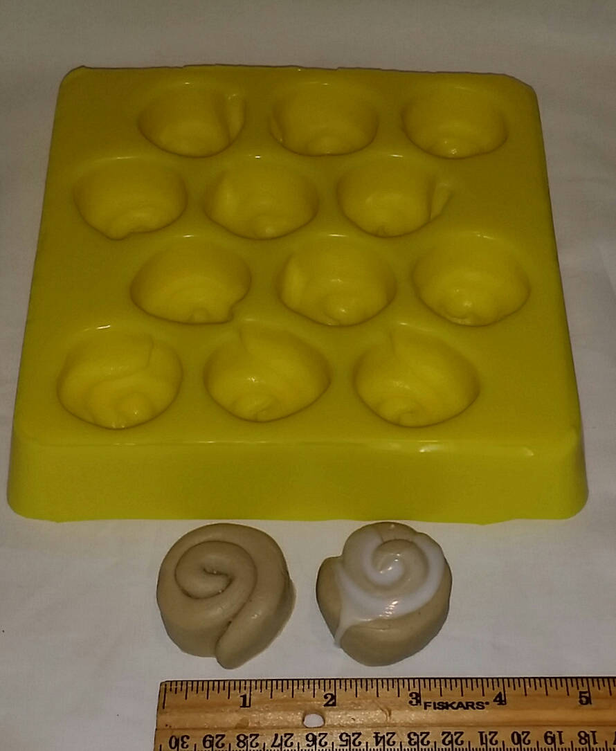 Mini Cinnamon Buns Soap & Candle Mold - 12 cavities
