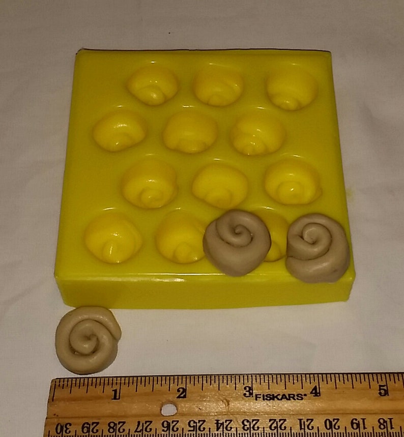 Mini Mini Cinnamon Buns Soap & Candle Mold 12 cavities image 1