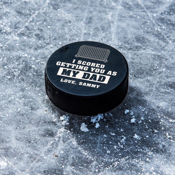 Personalized "I Scored" Father's Day Hockey Puck | Perfect for Dad | Hockey Gift | Christmas Sport Gift | Hockey Player Gift | Best Dad Ever